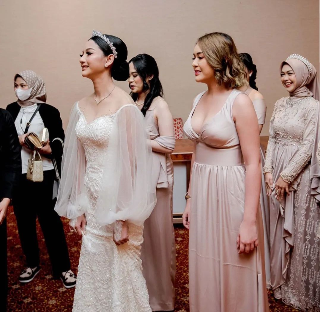 Viral, Netizen Ramai Komentar Dress Amanda Manopo yang Terbuka