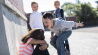 Pakar: Beri anak banyak kasih sayang guna mencegah perilaku bullying