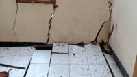 Akibat Pergerakan Tanah di Sukabumi Hancurkan Belasan Rumah
