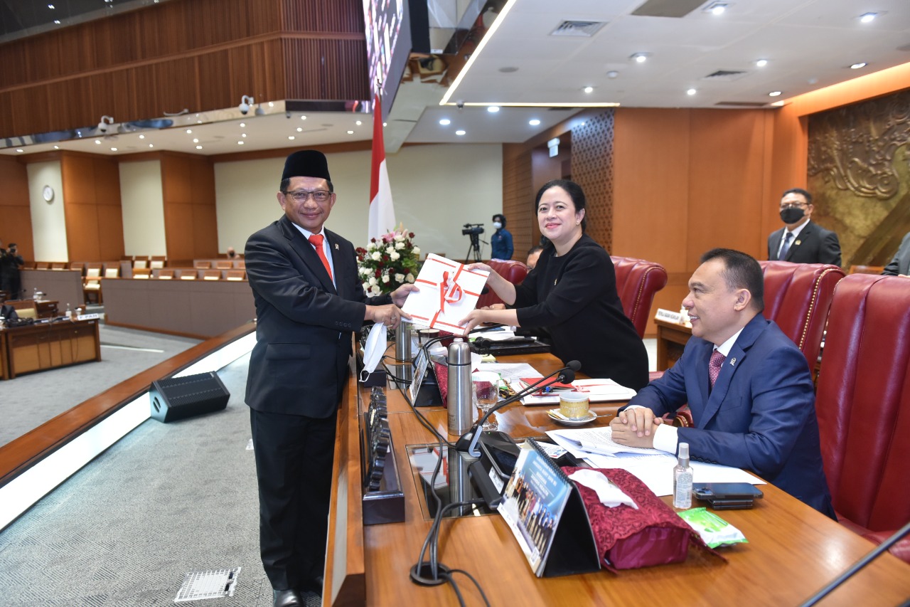 DPR Sahkan UU Pemekaran Papua Barat Daya, Puan: Kesejahteraan Masyarakat Harus Meningkat