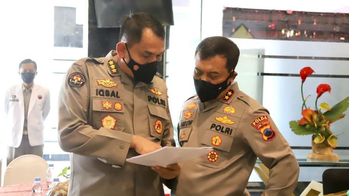 Ratusan Becak dan Andong Disiapkan untuk Mengantar Tamu Undangan Ngunduh Mantu Presiden Jokowi