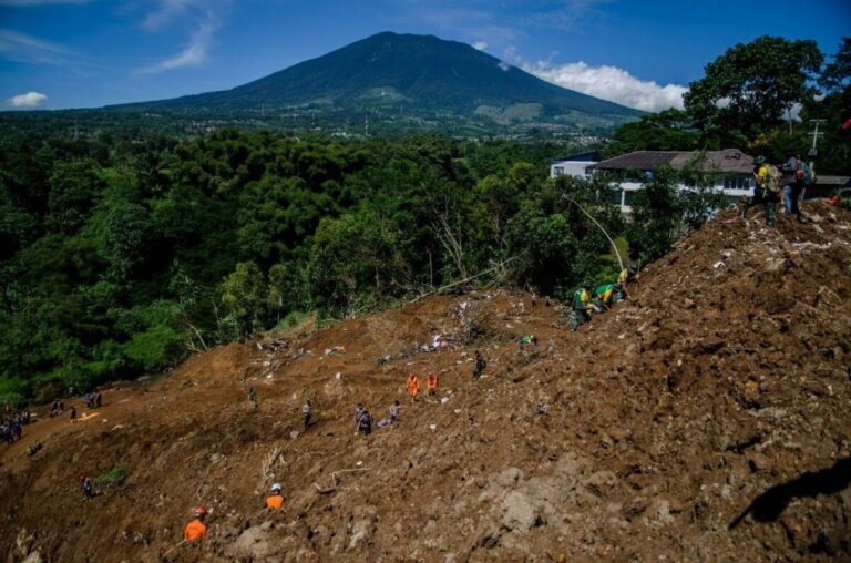 Pencarian Korban Longsor Dampak Gempa Bumi Cianjur Dilanjutkan
