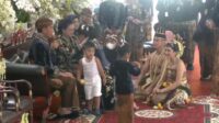 Viral! Putra Walikota Medan Panembahan Al Nahyan Nasution Pakai Kaos Kutang di Pernikahan Kaesang-Erina