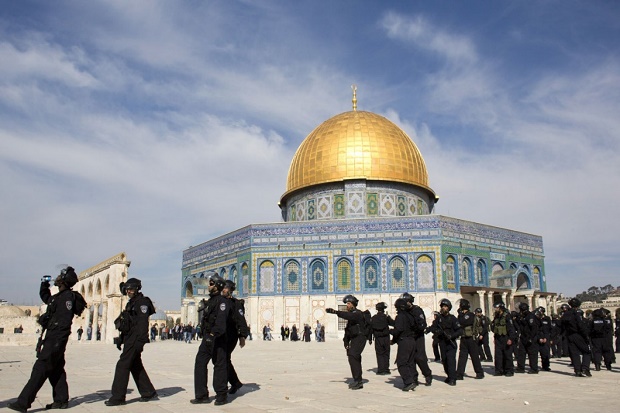 Teror Israel Terhadap Masjid Al Aqsha dan Palestina, HNW : PBB Tak Cukup Hanya Mengecam, Tapi Harus Dihentikan