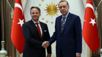 Blinken bertemu dengan Erdogan di tengah krisis di Timur Tengah