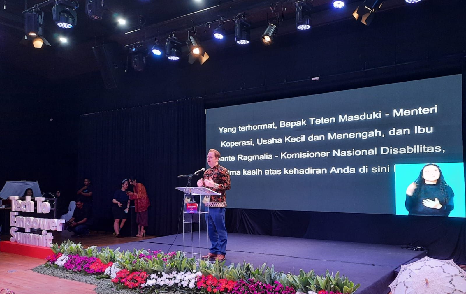 Inggris Latih Literasi Digital Ratusan Penyandang Disabilitas Indonesia