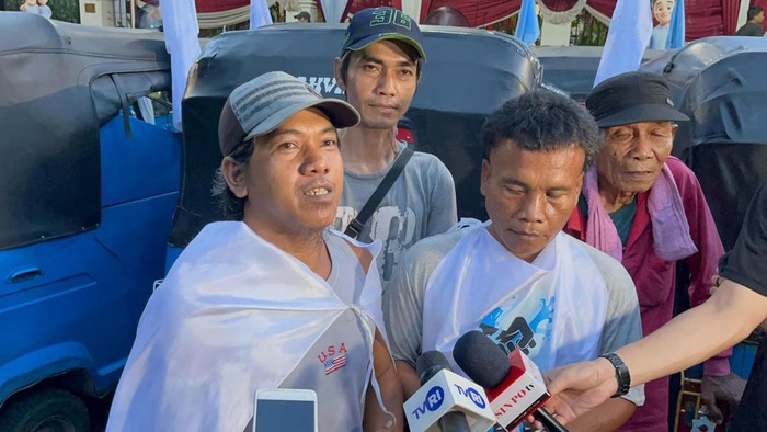 Rombongan Pengemudi Bajaj