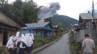 Gunung Lewotobi Laki-laki tunjukkan peningkatan energi erupsi
