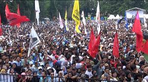 Alun-alun Tangerang Berubah Jadi Lautan Manusia Saat Kampanye Prabowo-Gibran