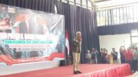  Takut Bermasalah, Ganjar Tanya Panwas soal Bagikan Hadiah HP ke Pendukung di Purbalingga