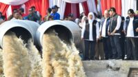 Gubernur Jatim Khofifah resmikan rekonstruksi Pintu Air Kuro Lamongan
