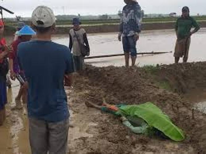 1 Pekerja Tambang Batu Tewas Disambar Petir 9 Orang Lainnya Terluka Bakar