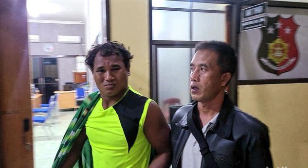 Kapolsek di Sukabumi Kena Pukul Saat Amankan Preman Samson dari Amukan Massa