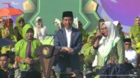 Momen Ibu-ibu Grogi Baca Pancasila di Depan Jokowi saat Harlah Muslimat NU