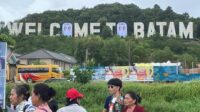 TKD Kepri Bantah Pasang Spanduk Prabowo di Monumen 'Welcome to Batam'