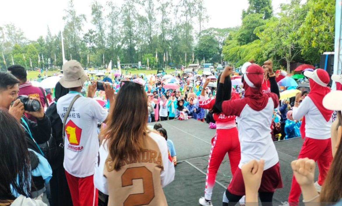 Ribuan simpatisan Gerindra Kulon Progo-DIY ikuti Senam Gemoy