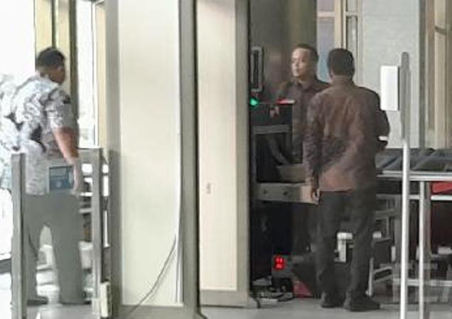 Bupati Sidoarjo Ahmad Muhdlor Tiba Di Gedung KPK Guba Memenuhi Panggilan Penyidik