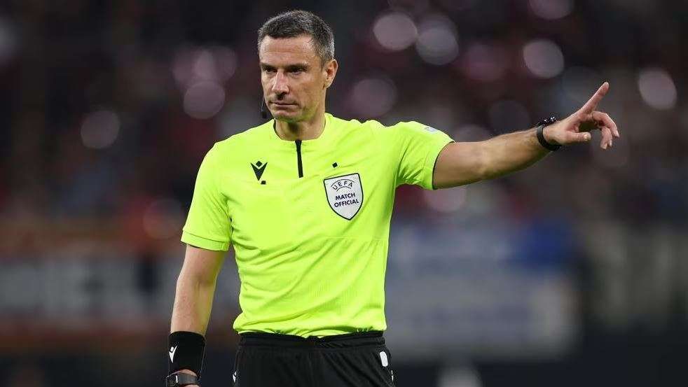 Kartu Biru Segera Diperkenalkan di Sepak Bola, Ini Fungsinya