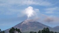 Gunung Lewotobi Laki-Laki Banjir Lahar Dingin
