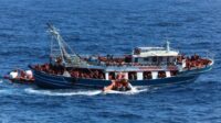 imigran-gelap-di-laut-mediterania Italia tangguhkan kapal LSM yang selamatkan migran di Mediterania