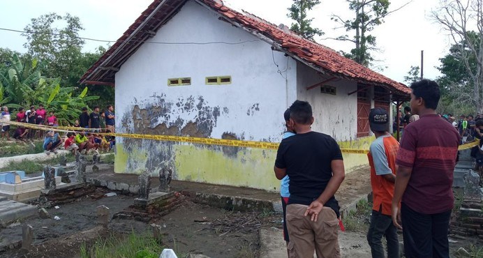 Mayat Wanita Muda Ditemukan Dalam Keadaan Telanjang di Bangunan Area Permakaman Cirebon