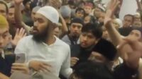 Ansor Tolak Pengajian Ustaz Riza Basalamah di Surabaya, Berakhir Ricuh