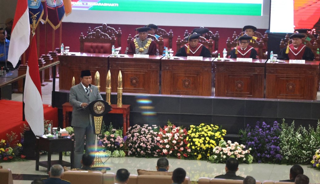 Prabowo Bangga Unhan Cetak Sejarah Luluskan 75 Sarjana Kedokteran Militer