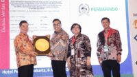 Ditjen Dukcapil menerima penghargaan dukung digitalisasi BPR/BPRS
