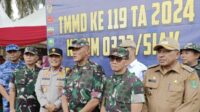 Irjenad TNI AD Mayjend Erwin Djatniko tutup pelaksanaan TMMD ke-119 di Kabupaten Siak