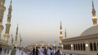 Masjid Nabawi Bersiap Buka Atap Guna Tampung Jemaah