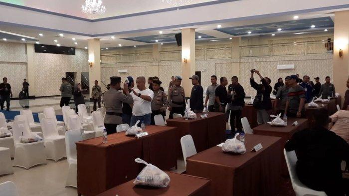 Pleno KPU Tanjungpinang Ricuh