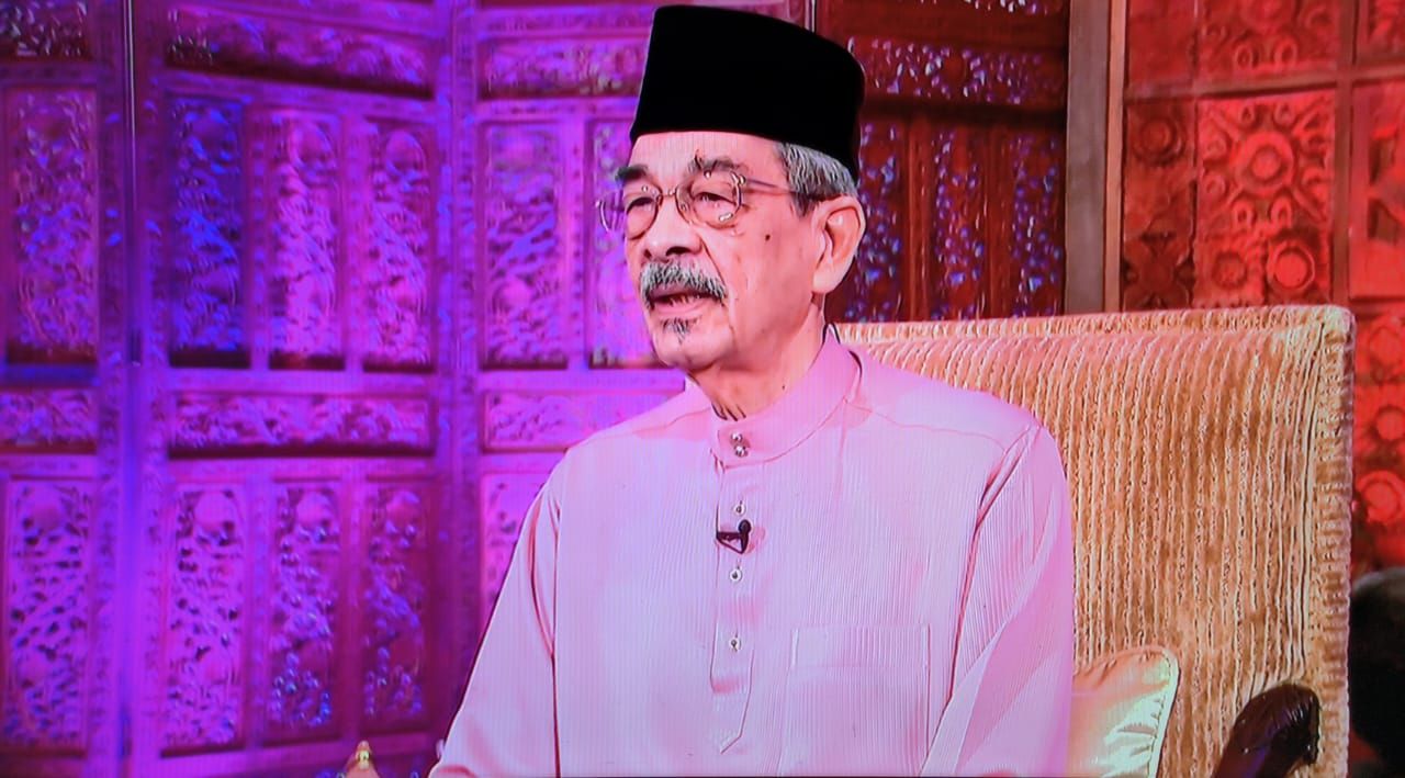 Tan Sri Syed Danial, Penyimpan Mohor Besar Raja-Raja di Malaysia, saat mengumumkan awal puasa 1 Ramadan 1445 H, Minggu (10/3/2024) petang