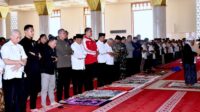 Jokowi Salat Jumat dan Resmikan Masjid Agung Madaniyah di Karanganyar