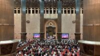 Masjid Istiqlal Mulai Dipadati Jemaah Hendak Salat Tarawih