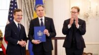 Swedia resmi menjadi anggota ke-32 NATO