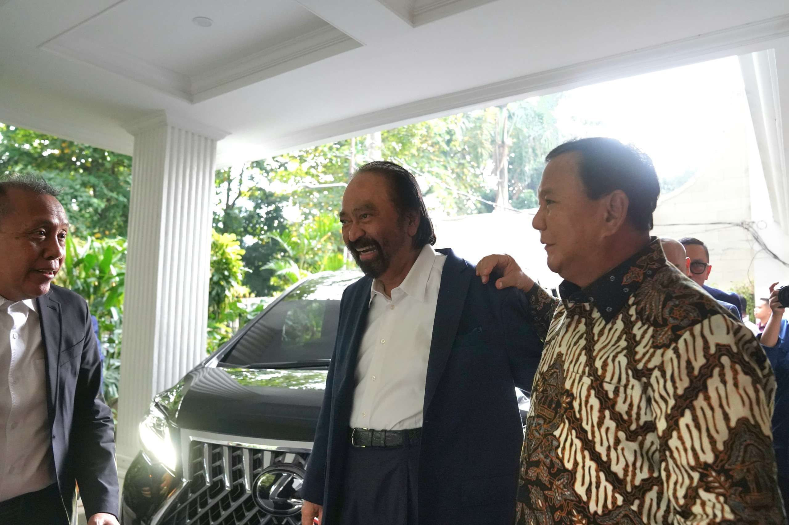 Surya Paloh Sambangi Kediaman Presiden Terpilih di Kertanegara