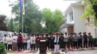 Ratusan WNI laksanakan shalat Idul Fitri di halaman KBRI Beijing