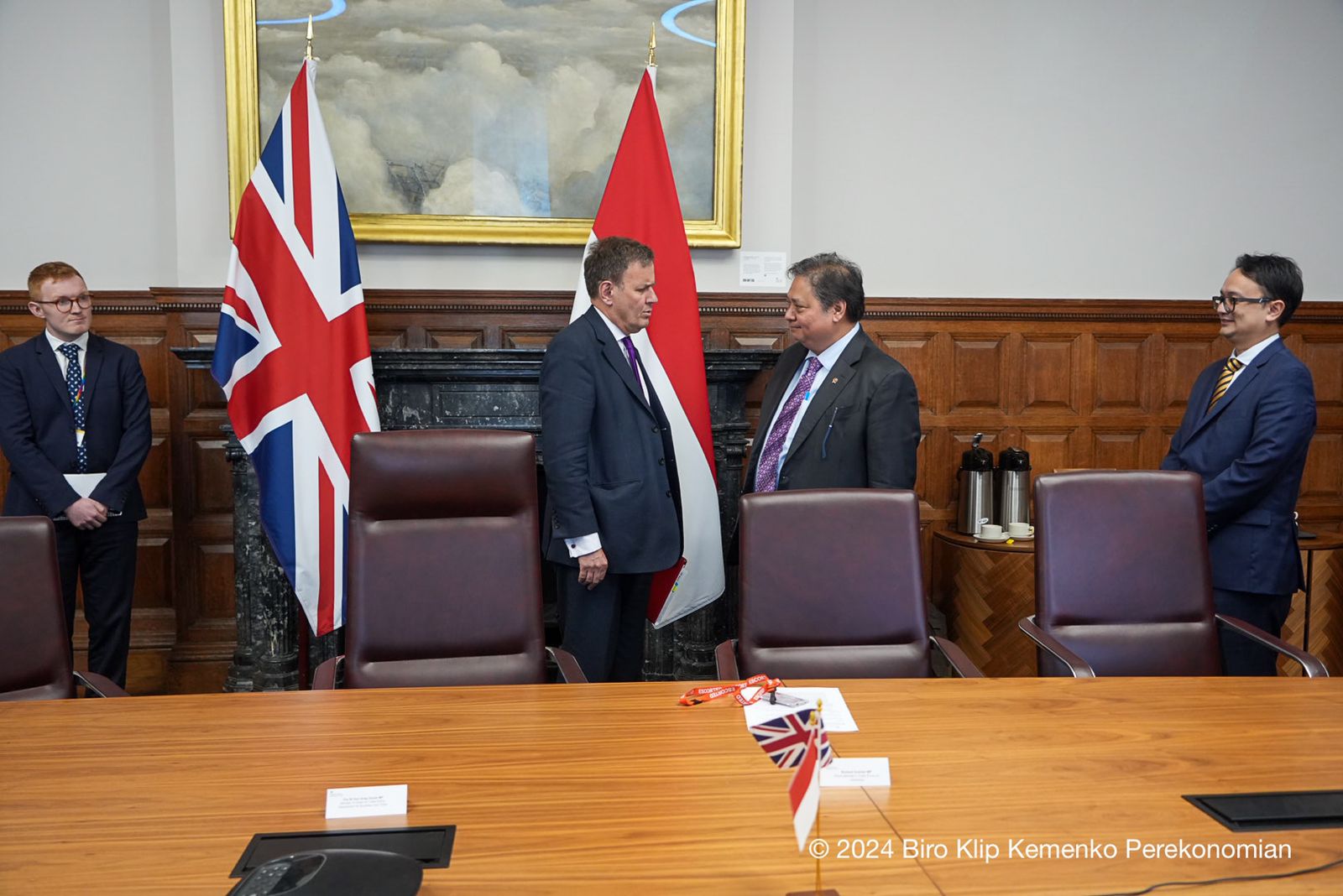 Airlangga bertemu Mendag Inggris bahas penguatan kerja sama ekonomi