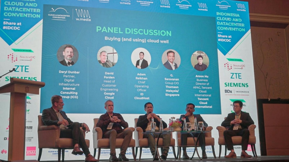 Jelajahi Masa Depan Digital Indonesia; 2000+ Profesional Cloud dan Data Center berkumpul di Konvensi Indonesia Cloud & Data Center 2024