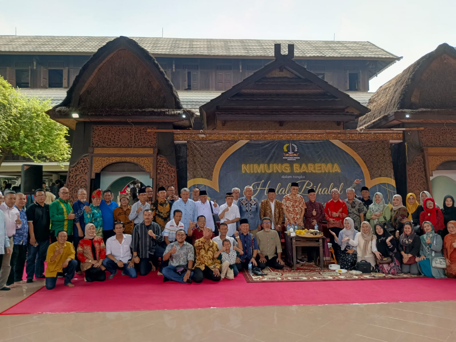 Nimung Barema Ikasum Jaya, Sultan : Orang Sumbawa Sangat Terbuka