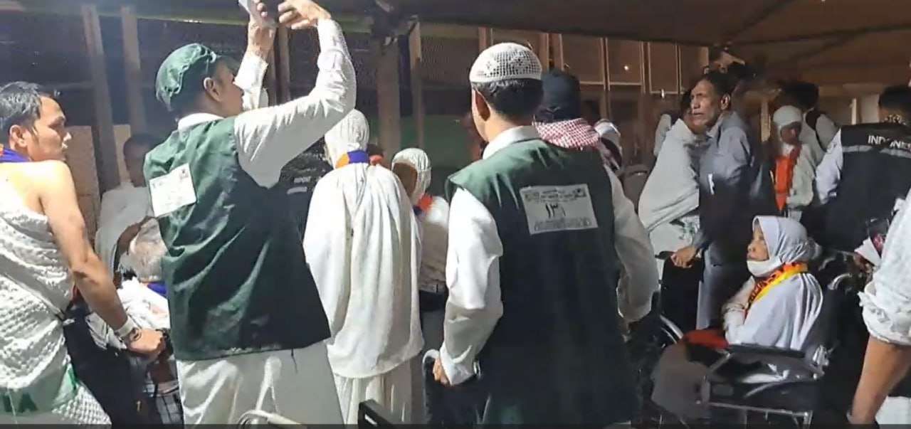 Jemaah lndonesia Diimbau Pakai Jasa Kursi Roda Resmi