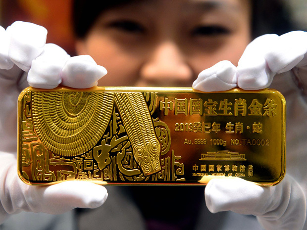 Anak anak muda China beralih ke emas untuk mode dan investasi