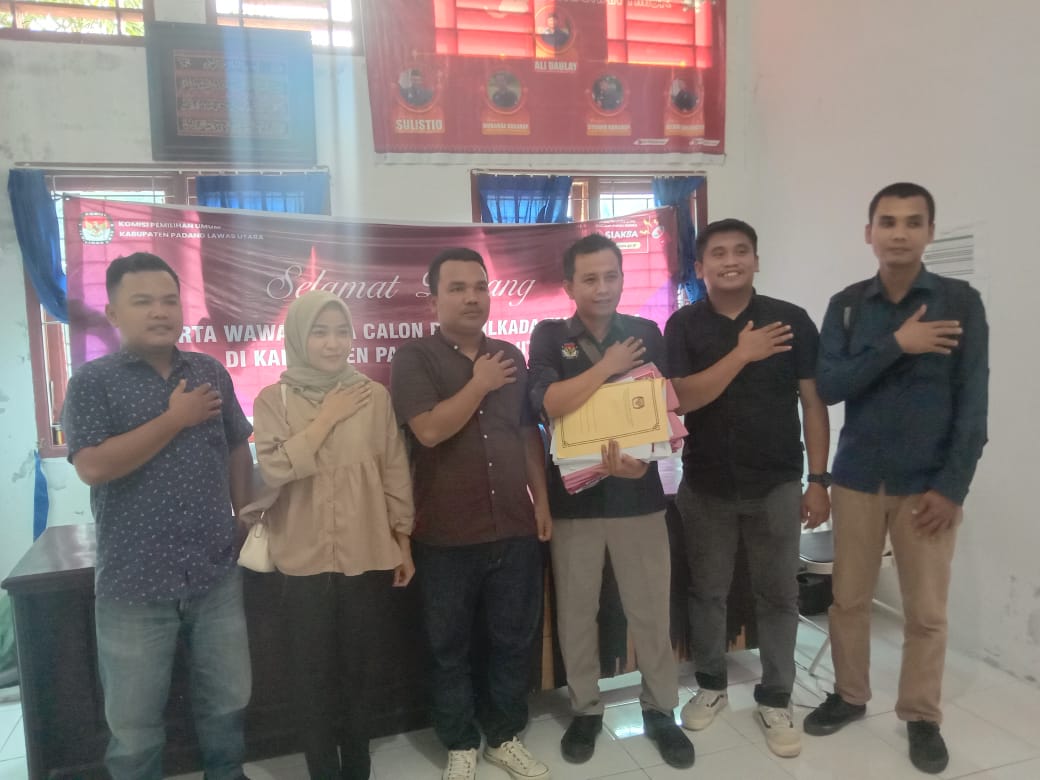 Komisioner KPU Paluta Monitoring Wawancara Calon Anggota PPS Di Kecamataan Halongonan Timur