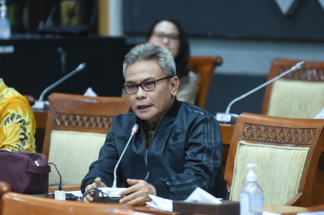 Johan Budi Minta Kejagung dan Polri Sampaikan Informasi Resmi Terkait Dugaan Jampidsus Dibuntuti Densus 88