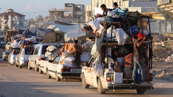 Sekitar 110.000 orang mengungsi dari Rafah