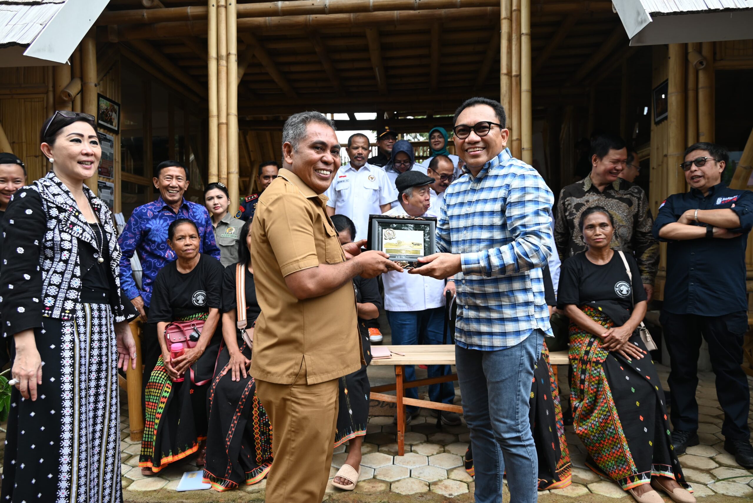 Sekolah Bambu Komodo Integrasikan Pemberdayaan Ekonomi dan Pelestarian Lingkungan