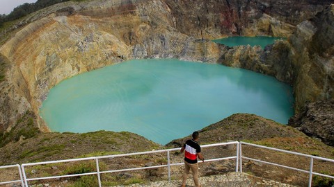 Balai TN Kelimutu batasi aktivitas kunjungan wisata ke Danau Kelimutu