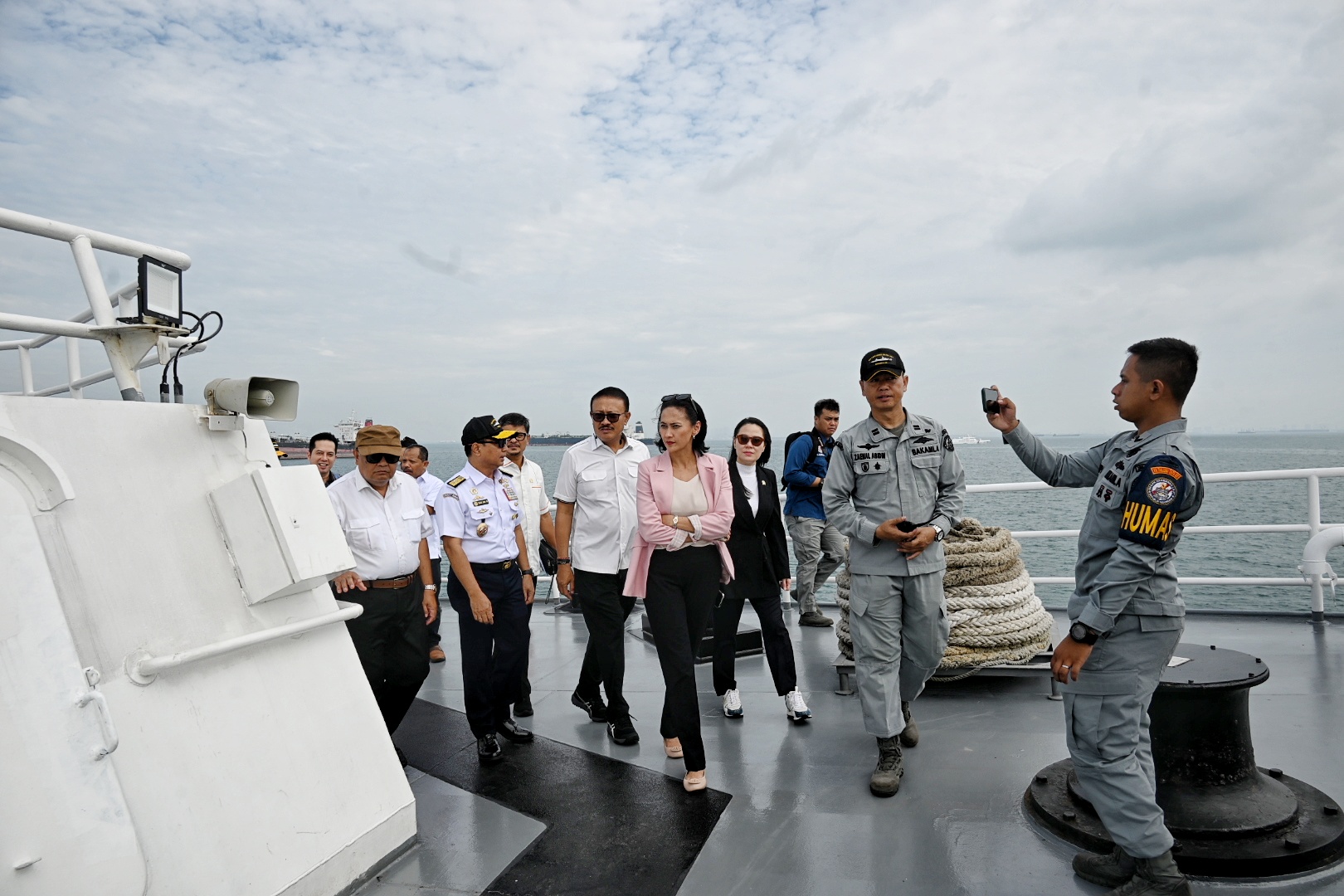 Bahas Sistem Keamanan Laut, Pansus RUU Kelautan Saksikan Pertunjukan Kekuatan Armada Milik Bakamla