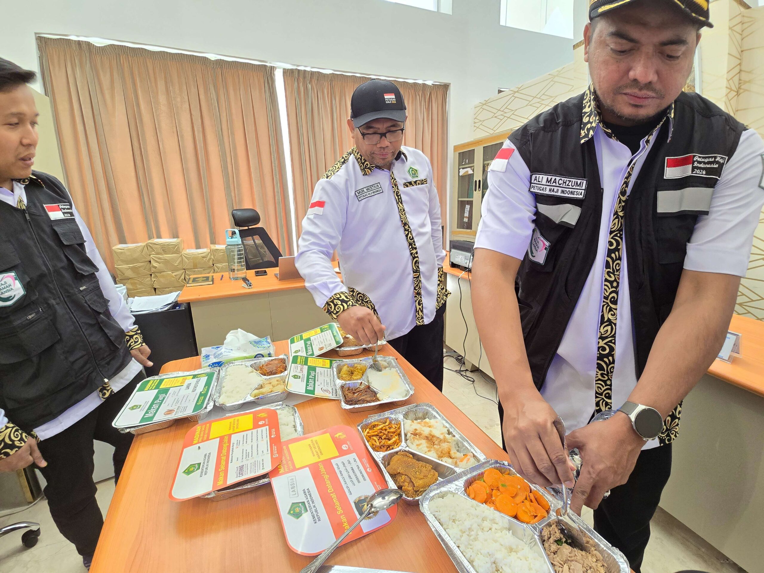 Makanan JCH Indonesia Dipastikan Melalui Proses Pemeriksaan