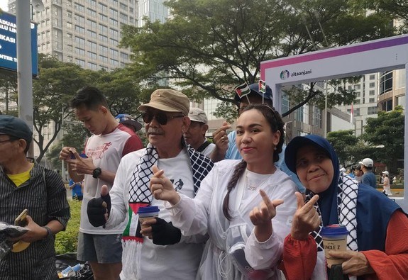 Ajak Warga Dukung Palestina, Zita Anjani Bagi-bagi Kopi Lokal di CFD